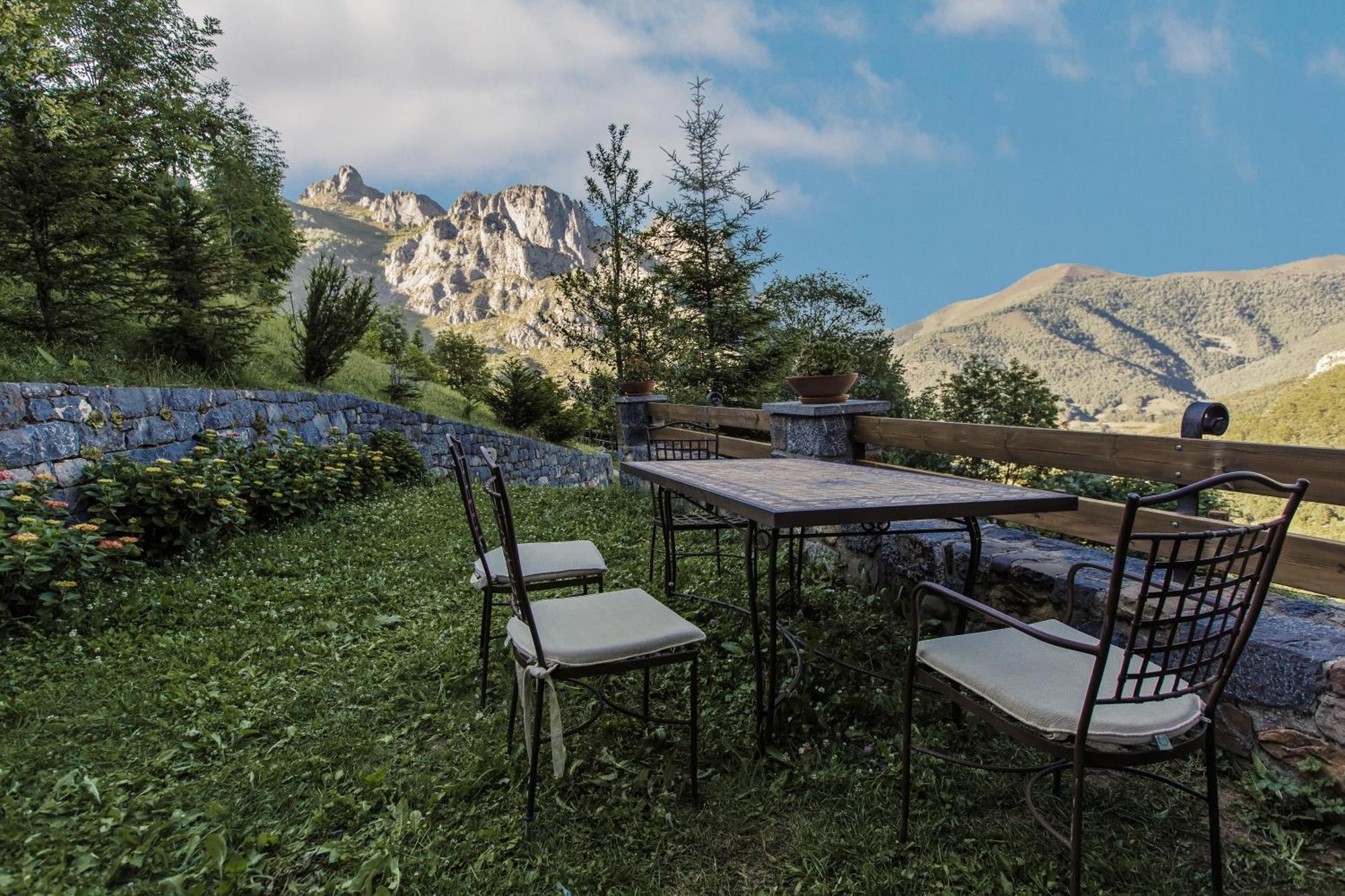 La Posada De Cucayo Dobres Exteriér fotografie
